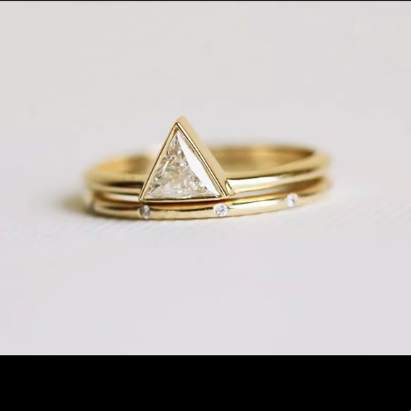 MADALENA ♡ Geometric Crystal 2 Rings GIFT SET - Picture 4 of 7